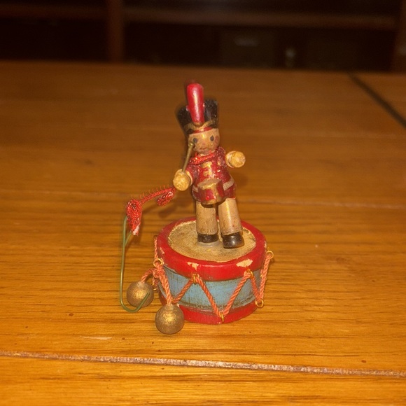 Four 4 piece bundle vintage Christmas ornaments - Picture 9 of 11